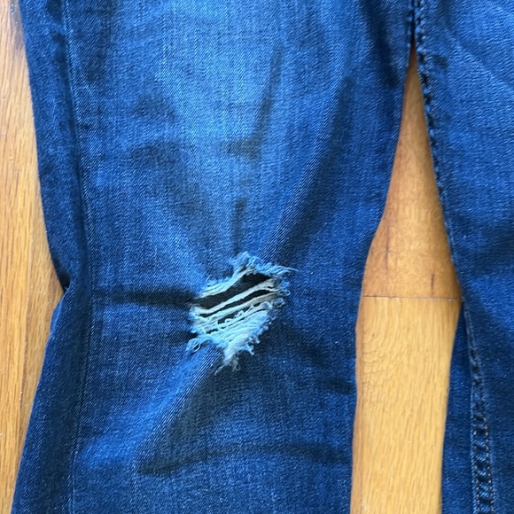 Hudson Jeans Mid-Rise in the perfect condition. - Picture 5 of 6